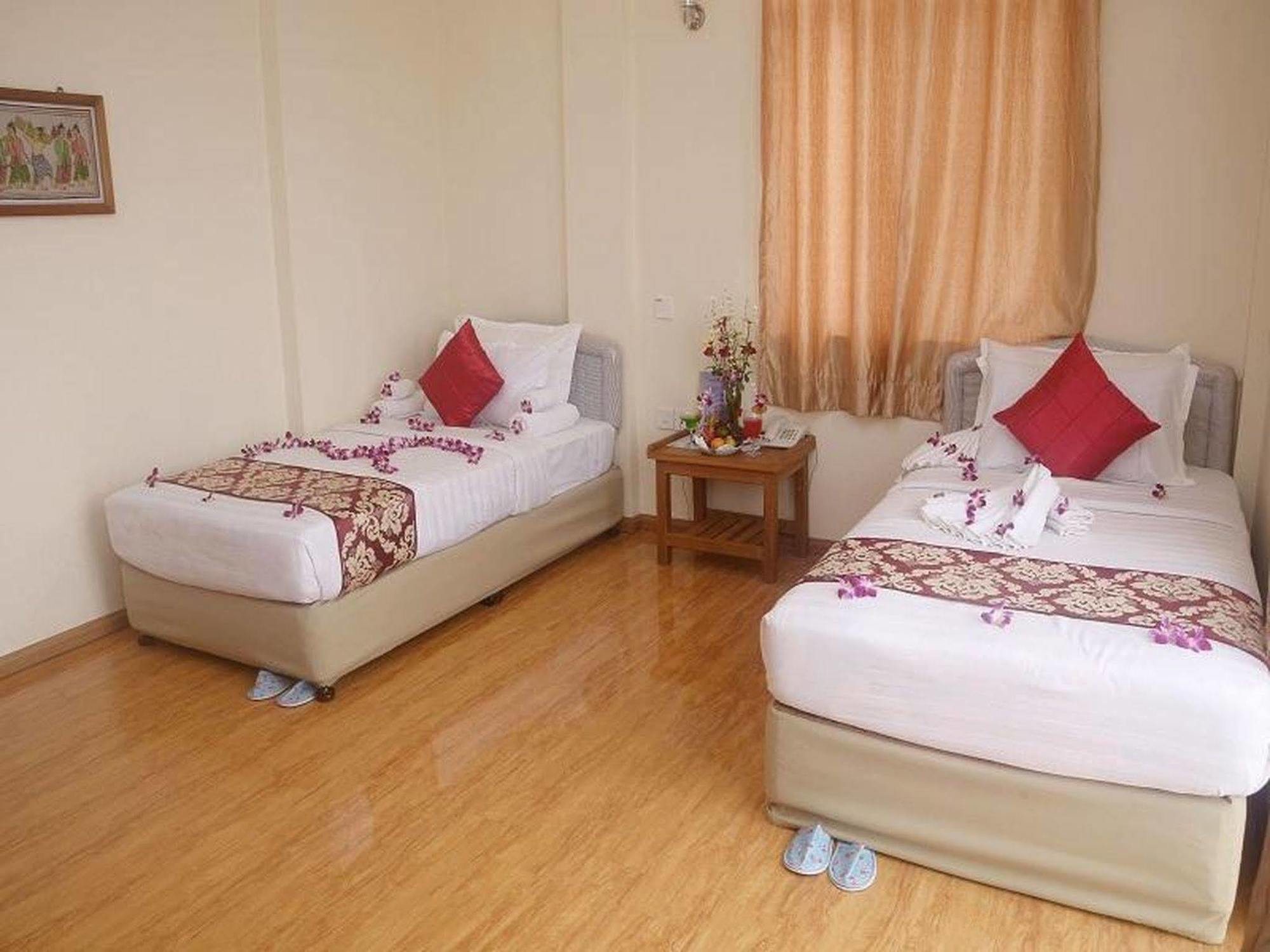 Diamond Crown Hotel Dawei Exterior foto